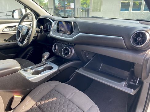 Used 2022 Chevrolet Blazer LT FWD image 15