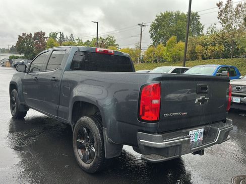 Used 2019 Chevrolet Colorado W/T w/ WT Convenience Package RWD image 2