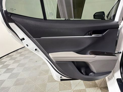 Used 2023 Toyota Camry LE image 21