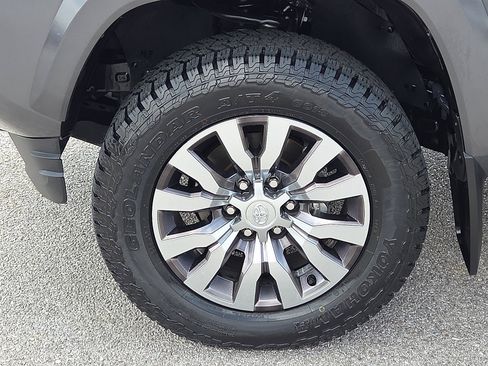 Used 2023 Toyota Tacoma Limited AWD/4WD image 7