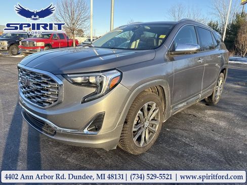 Used 2020 GMC Terrain Denali w/ Denali Premium Package image 1