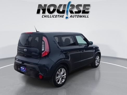 Used 2016 Kia Soul + image 8