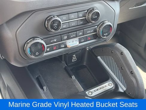 Used 2026 Ford Bronco Badlands AWD/4WD image 22