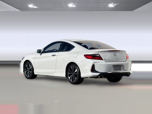 Used 2017 Honda Accord EX-L image 3