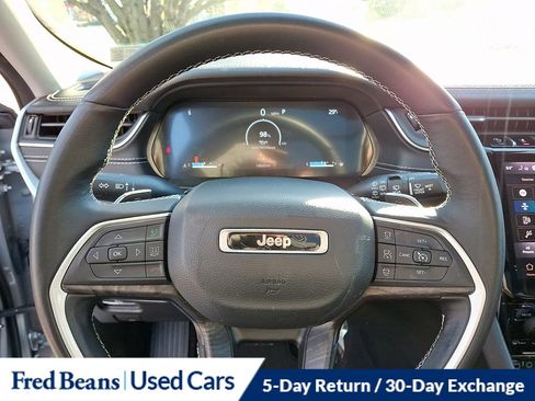 Used 2022 Jeep Grand Cherokee L Limited image 23