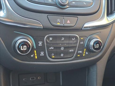 Certified 2024 Chevrolet Equinox LT image 18