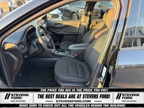 Used 2024 Ford Escape Active FWD image 13