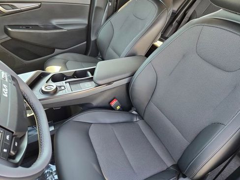 New 2025 Kia EV6 Light image 22