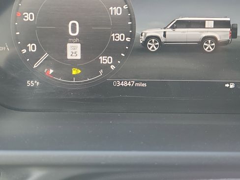 Used 2024 Land Rover Defender 130 X-Dynamic SE AWD/4WD image 22