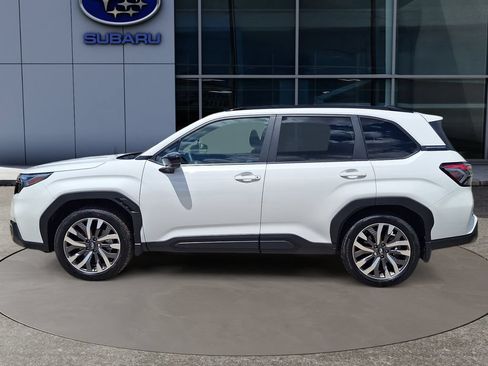 Certified 2026 Subaru Forester Touring w/ Touring Package AWD/4WD image 8