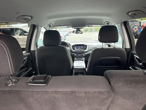 Used 2022 GMC Terrain SLE w/ Driver Convenience Package image 27