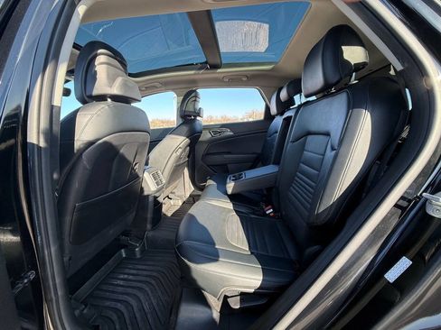 Used 2023 Kia Sportage SX AWD/4WD image 8