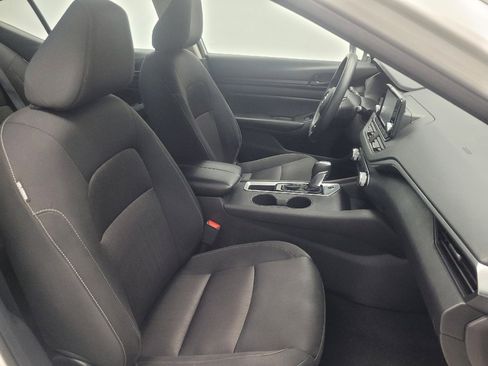 Used 2023 Nissan Altima 2.5 S FWD image 19