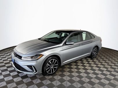 Used 2025 Volkswagen Jetta SE