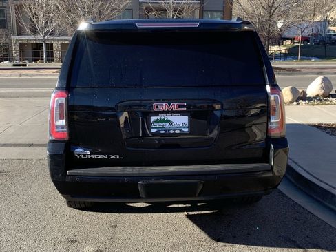 Used 2019 GMC Yukon XL SLT w/ Graphite Performance Edition image 13