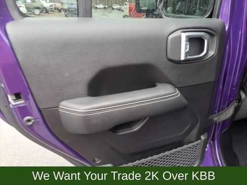 Used 2023 Jeep Wrangler Unlimited Sahara w/ Cold Weather Group image 14