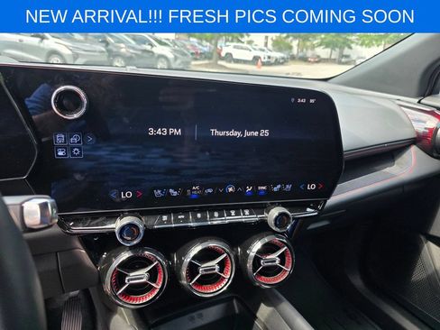 Used 2025 Chevrolet Blazer EV RS AWD/4WD image 10