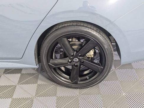Used 2024 Nissan Sentra SR FWD image 7