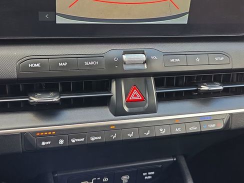 Used 2025 Kia K4 FWD image 16