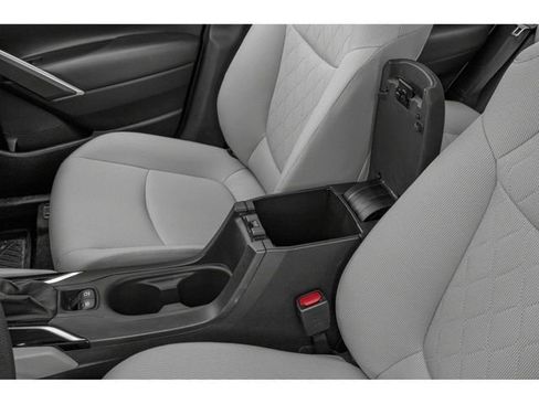 Used 2023 Toyota Corolla Cross L image 14