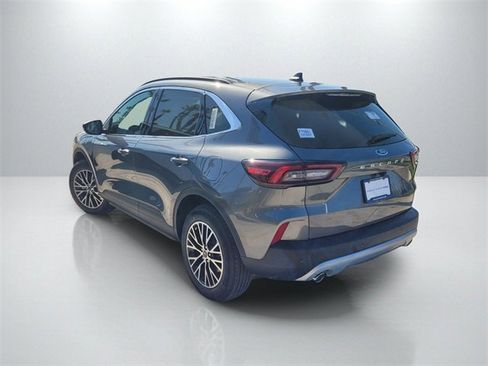 New 2025 Ford Escape SE image 5