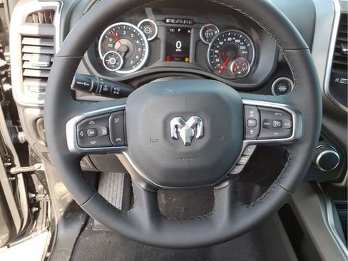 New 2026 RAM 1500 4x4 Crew Cab image 19