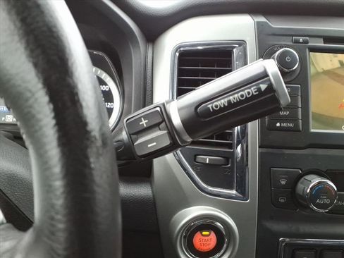 Used 2019 Nissan Titan PRO-4X w/ Pro-4x Utility Package image 19