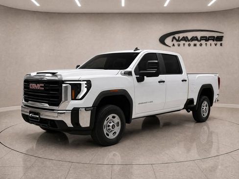 Used 2024 GMC Sierra 2500 Pro AWD/4WD image 3