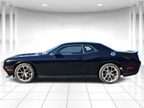 Used 2021 Dodge Challenger GT image 2