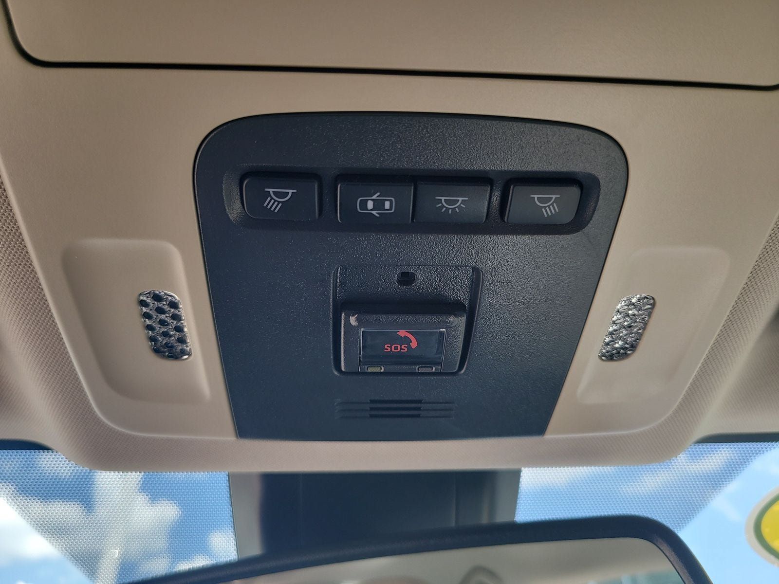 Used 2020 Toyota Camry XLE FWD image 20