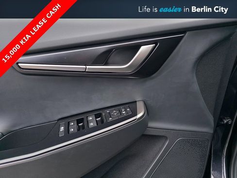 New 2025 Kia EV6 Light w/ Light LR Technology Package image 25