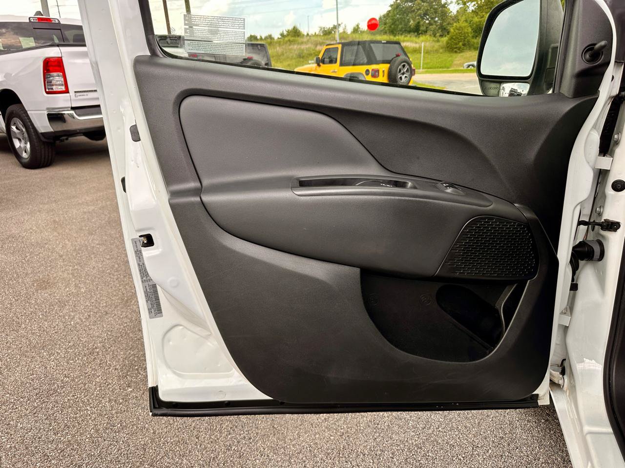 Used 2021 RAM ProMaster City Tradesman FWD image 19