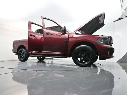 Used 2018 RAM 1500 Express w/ Express Value Package image 38