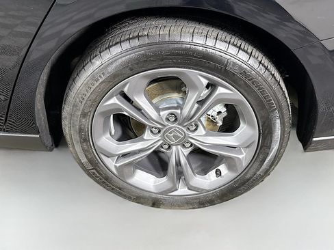 Used 2024 Honda Accord EX image 31