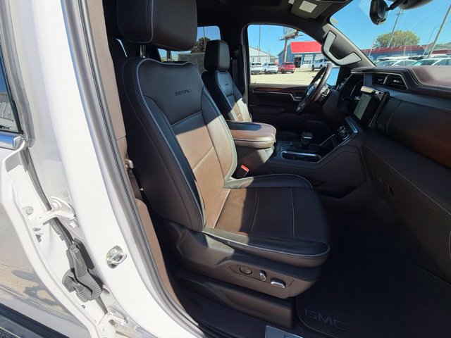 Used 2023 GMC Sierra 1500 Denali w/ Technology Package AWD/4WD image 31