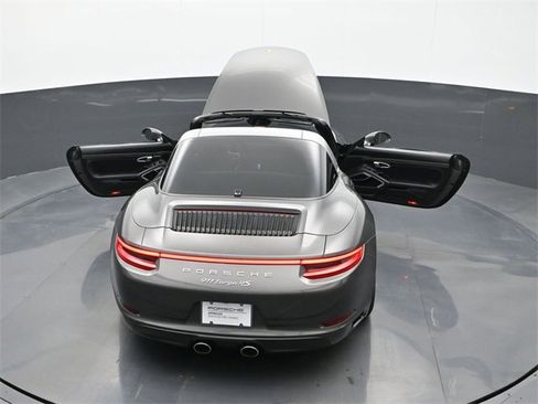 Used 2017 Porsche 911 Targa 4S image 22