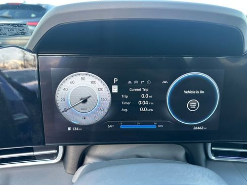 Used 2024 Hyundai Elantra SEL image 21