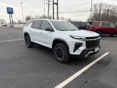 New 2026 Chevrolet Traverse Z71 w/ Driver Confidence Package image 2