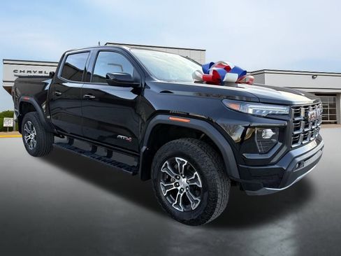 Used 2023 GMC Canyon AT4 image 9