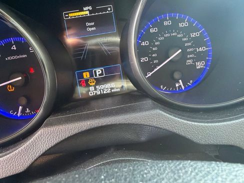 Used 2017 Subaru Outback 3.6R Limited AWD/4WD image 11