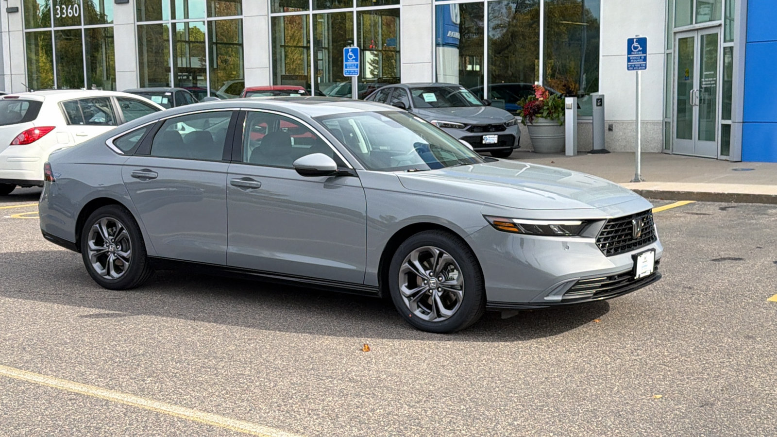 Certified 2024 Honda Accord EX-L image 1