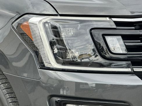 Used 2019 Ford Expedition Limited w/ Equipment Group 303A image 12