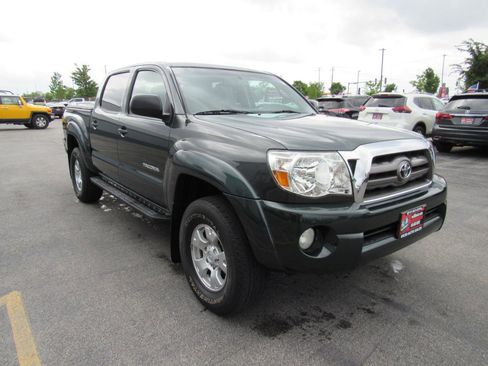 Used 2010 Toyota Tacoma 4x4 Double Cab image 8