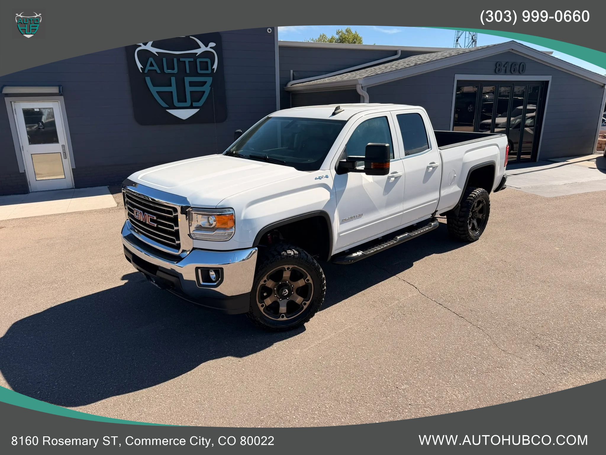 Used 2016 GMC Sierra 2500 SLE w/ SLE Preferred Package AWD/4WD image 2