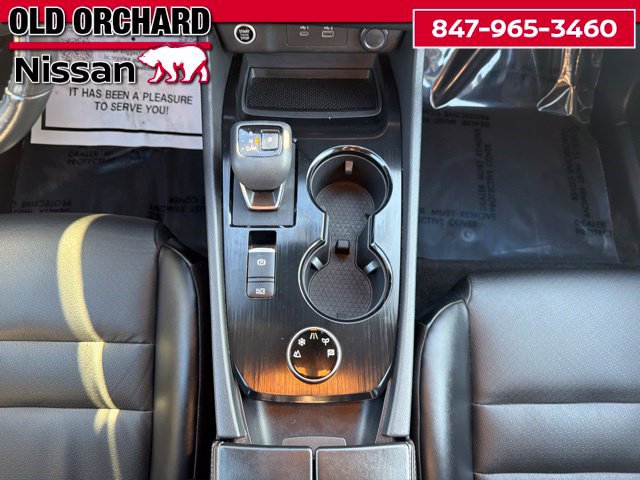 Used 2022 Nissan Rogue SV w/ SV Premium Package AWD/4WD image 14