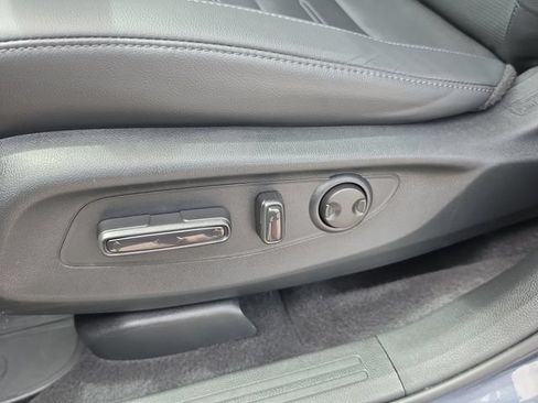 Used 2023 Honda CR-V EX-L image 21