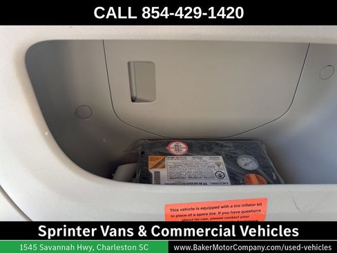 Used 2024 Chrysler Voyager LX FWD image 16