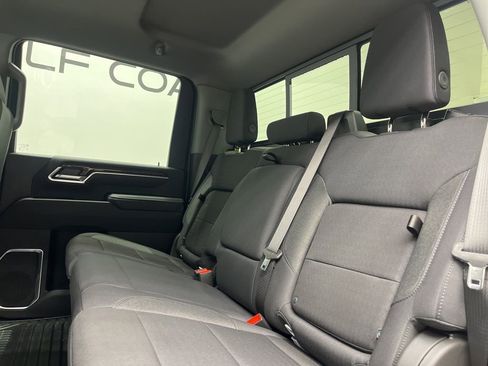New 2025 GMC Sierra 2500 SLE w/ SLE Value Package; image 5