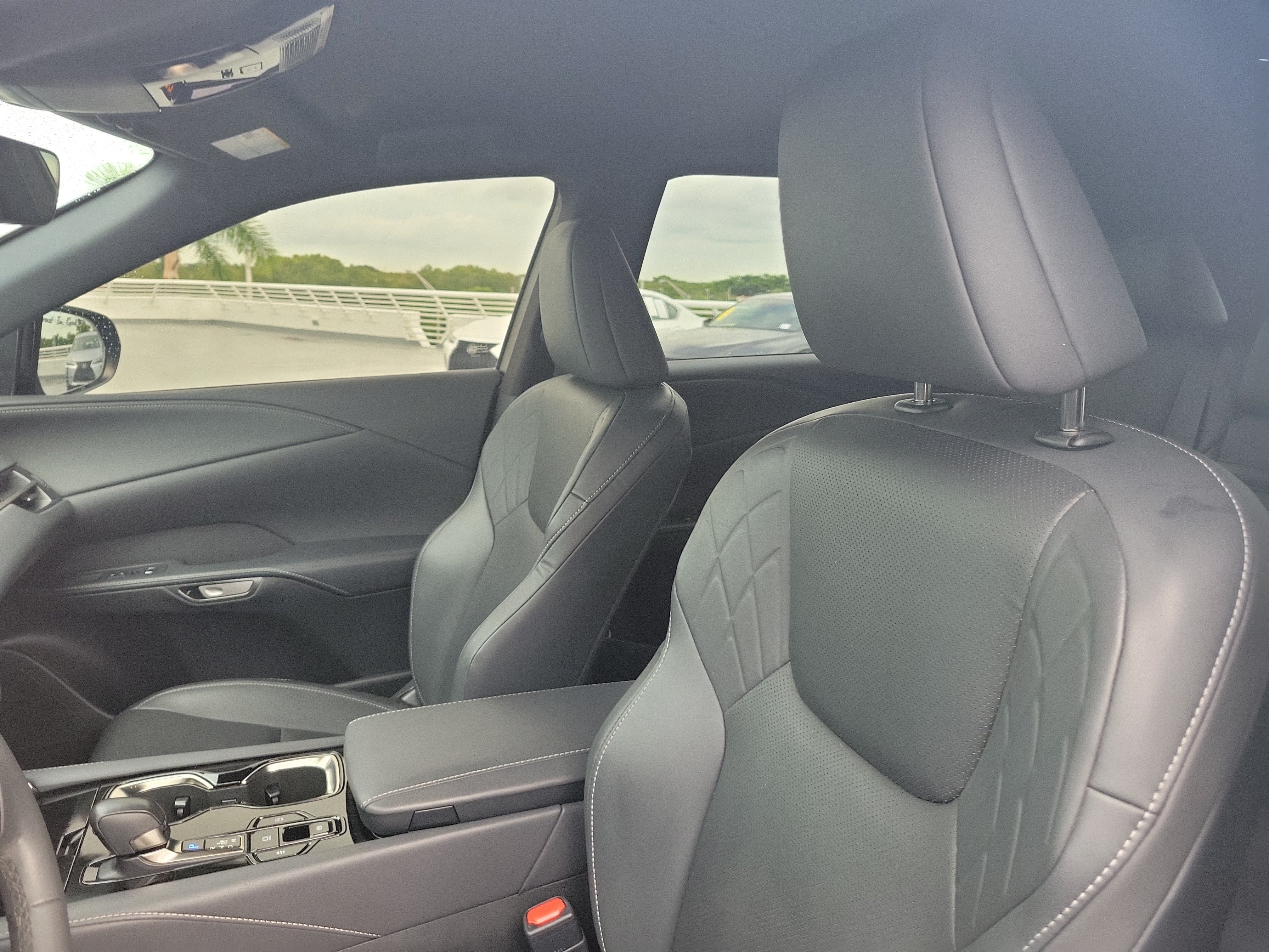 Used 2024 Lexus RX 350 FWD w/ Technology Package image 20