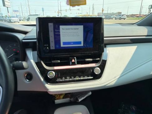 Used 2024 Toyota Corolla SE FWD image 13